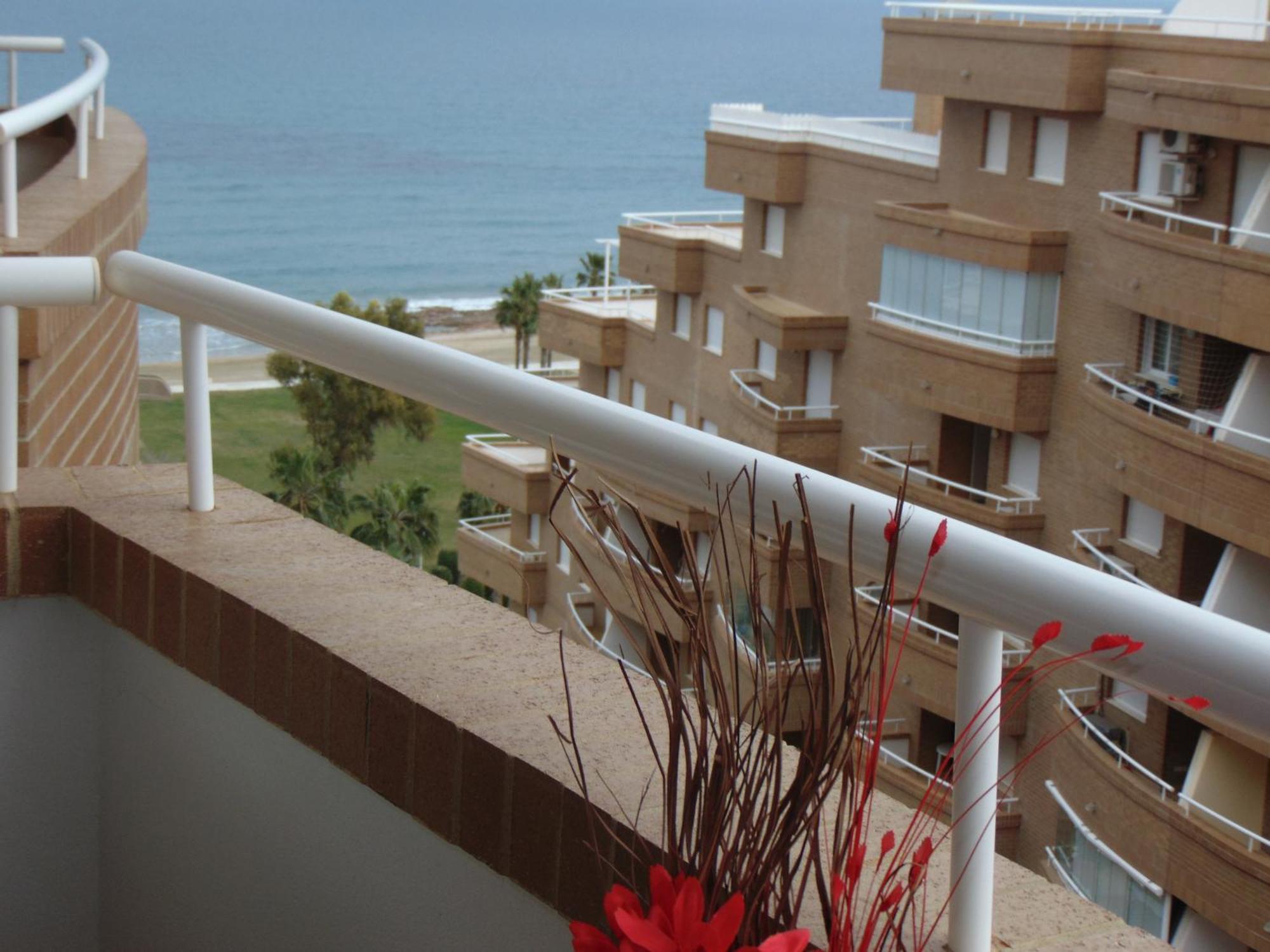 Apartamentos Varios Con 2 Dorm En Marina Dor , La Playa De Amplaries 47 , Vista Lateral Al Mar Oropesa del Mar Room photo