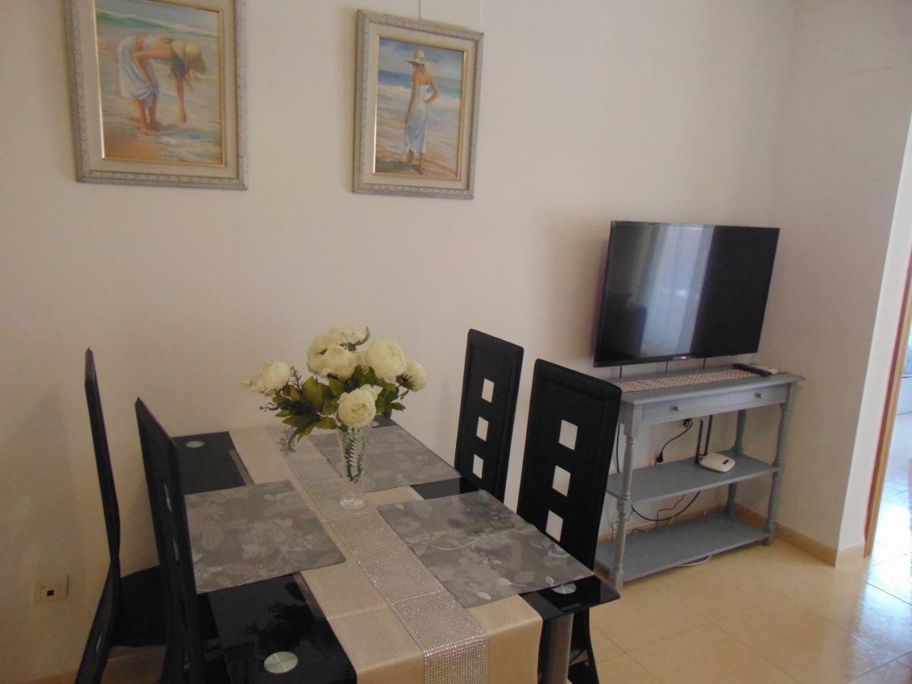 Apartamentos Varios Con 2 Dorm En Marina Dor , La Playa De Amplaries 47 , Vista Lateral Al Mar Oropesa del Mar Exterior photo